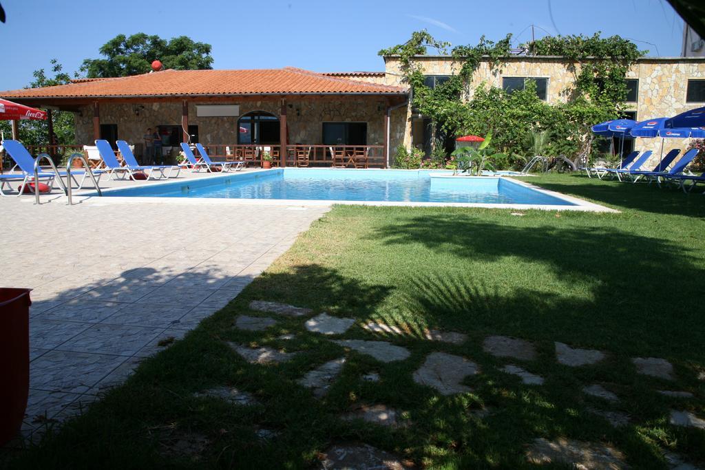 Hotel Belle Vue Dhermi Exterior photo
